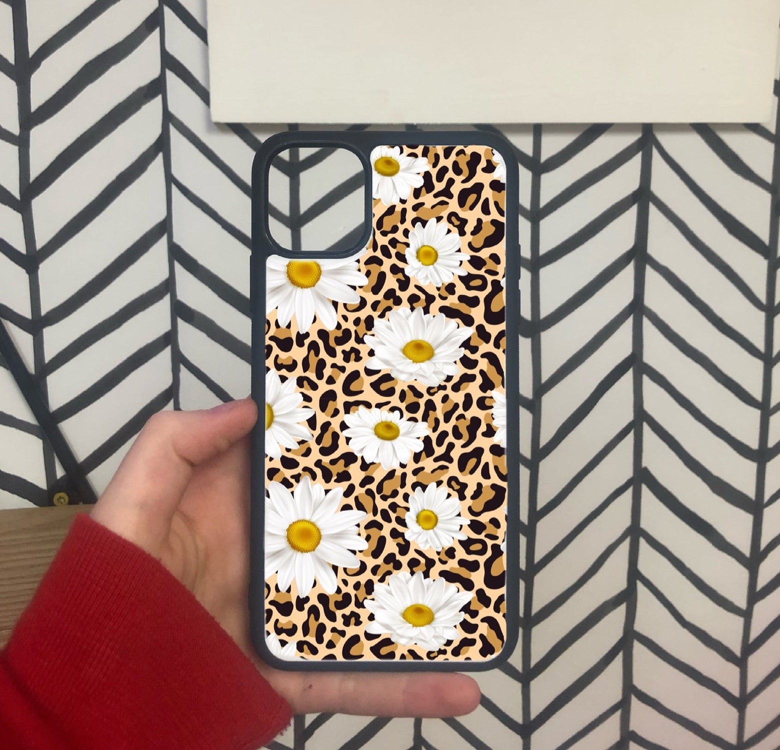 Leopard daisy phone case