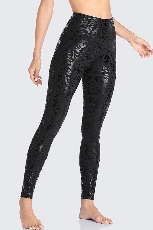 Metallic Animal Printed Workout Leggings With Pocket