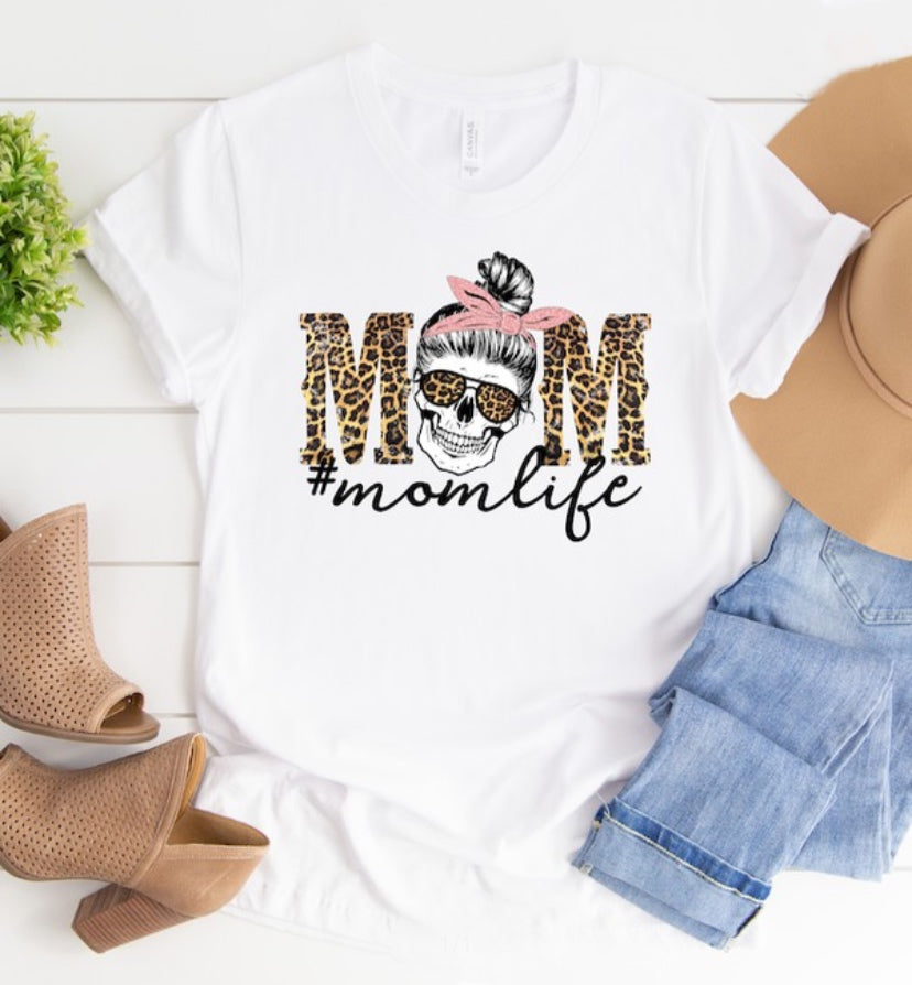 Plus Size MOMLIFE Cheetah Graphic Tee